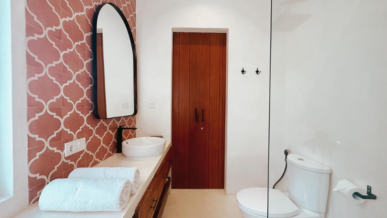 Villa Akhila Canggu Eksteriør billede