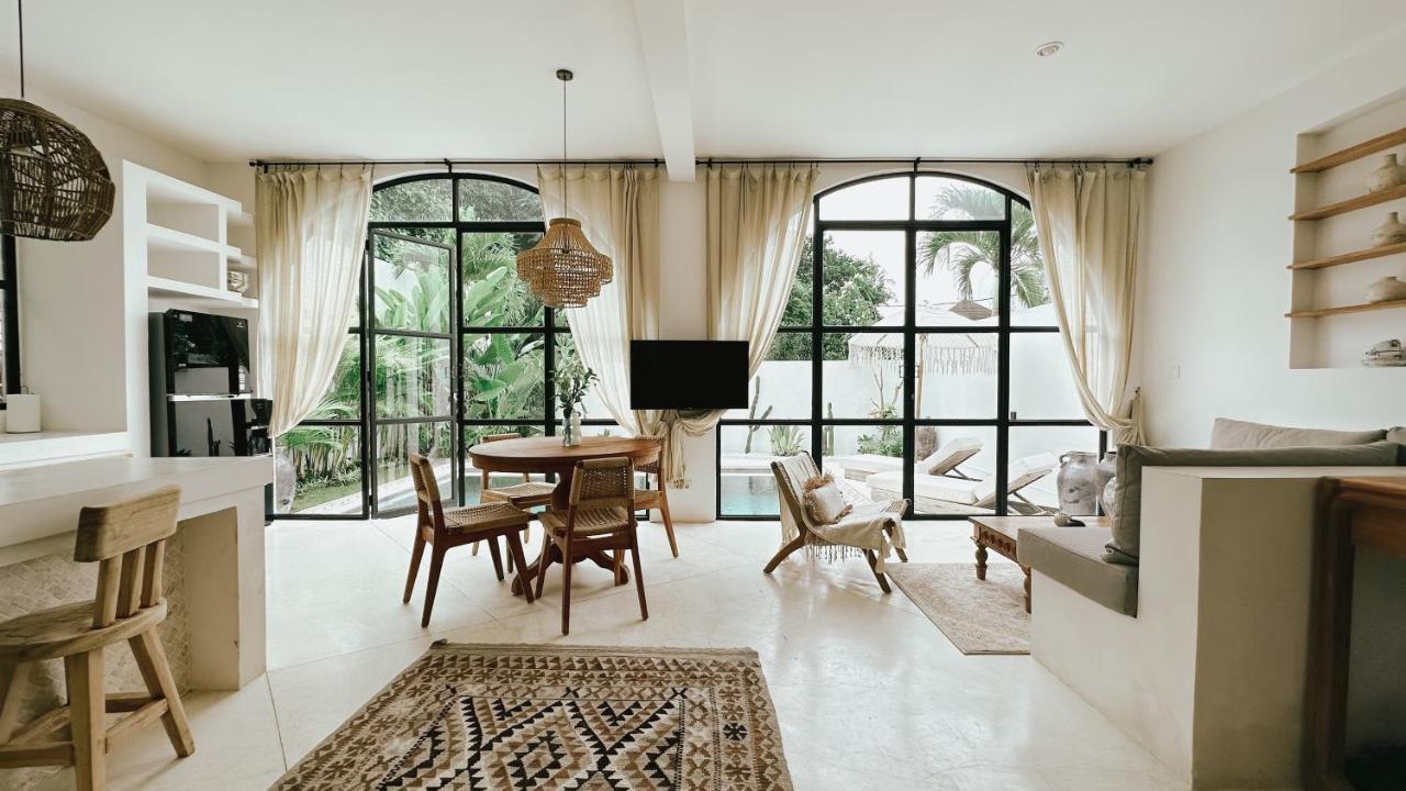 Villa Akhila Canggu Eksteriør billede